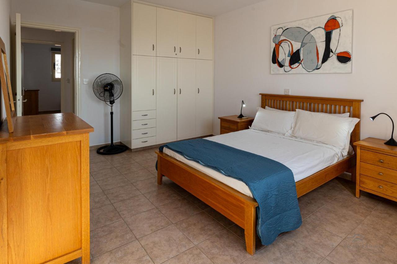 Royal Seacrest Crown-Jewel, 2B, Pools, Sea, Center Apartment Paphos Exterior photo