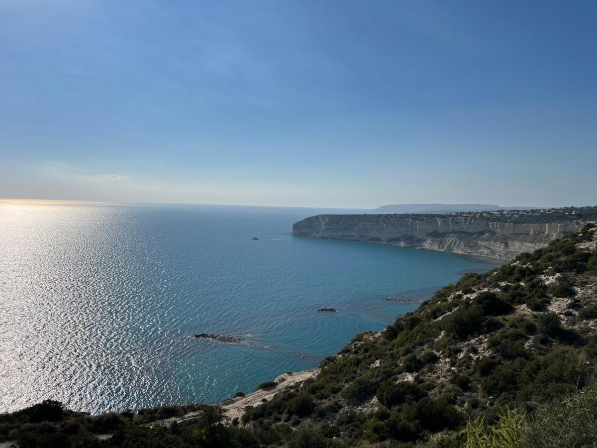 Royal Seacrest Crown-Jewel, 2B, Pools, Sea, Center Apartment Paphos Exterior photo